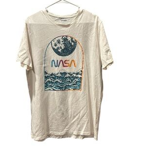 Old Navy, adult, short sleeve graphic t shirt